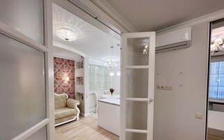 Deluxe-Apartment, Stadtblick | 1 Schlafzimmer, Bügeleisen/Bügelbrett, kostenloses WLAN
