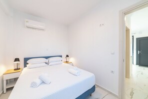 1 slaapkamer, een strijkplank/strijkijzer, gratis wifi, beddengoed