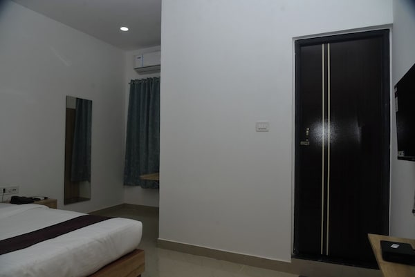 Hotel Royal Awas - Arunachal Pradesh
