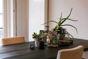 Apartment | 2 bedrooms, desk, Internet