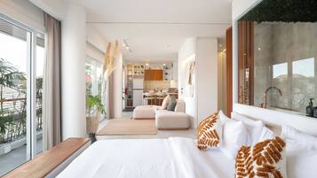 Suite, 1 Bedroom | Iron/ironing board, free WiFi