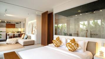 Suite, 1 Bedroom, Private Pool | Iron/ironing board, free WiFi