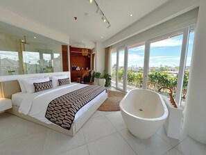 Luxury Penthouse, 2 Bedrooms - The Cruise Managed by CPM Bali (Canggu)