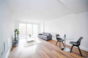 Televisie en een kantoor