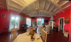 Interior - Gentle stay in a *** villa 80 meters from the beach. (Saint-Cyprien)