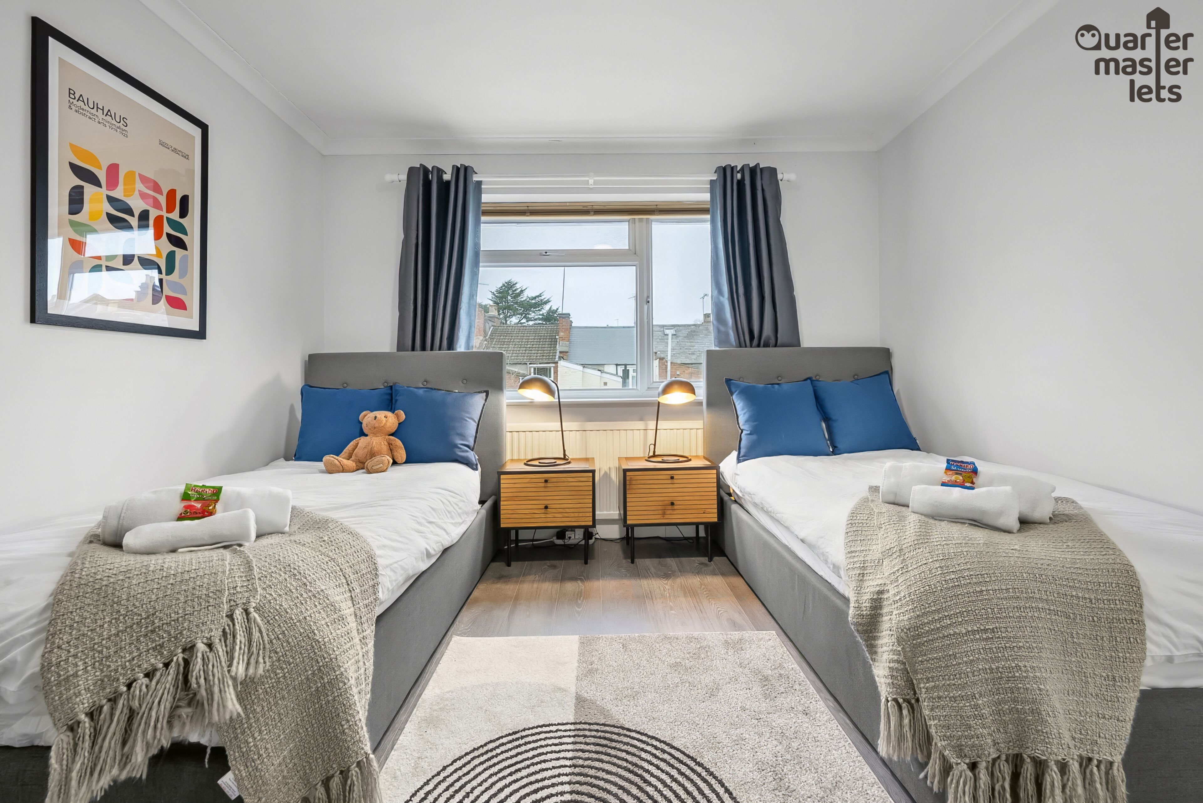 5 bedrooms, iron/ironing board, free WiFi, bed sheets