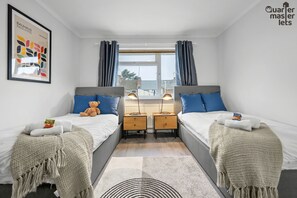 5 soverom, strykejern/-brett, wi-fi (inkludert) og sengetøy