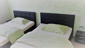 3 bedrooms, WiFi, bed sheets