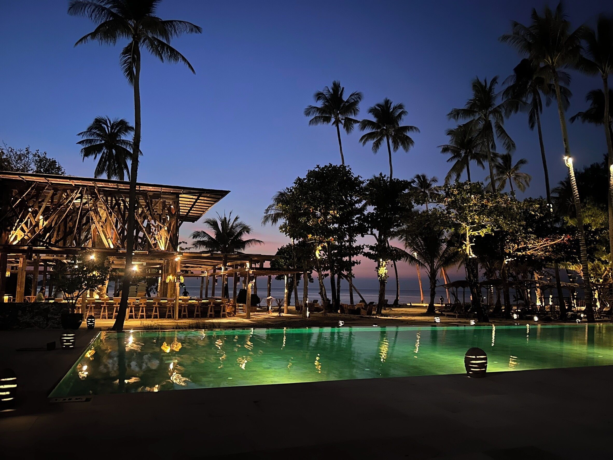 Outdoor pool, free pool cabanas, pool umbrellas