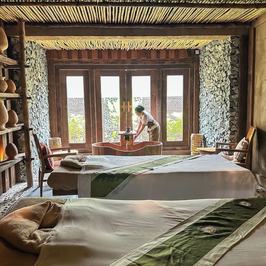 Body treatments, aromatherapy, hot stone massages, Thai massages