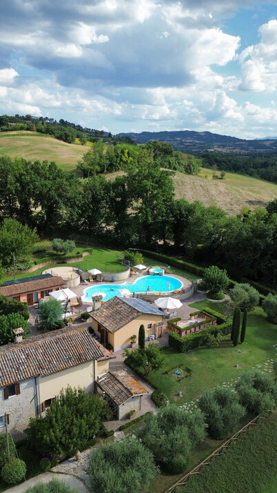 Le Fontanelle Country House