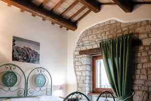 Room, Non Smoking, Garden View | In-room safe, free WiFi, bed sheets - Le Fontanelle Country House (Sant'Ippolito)