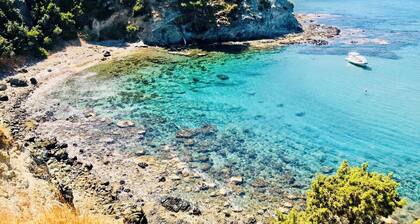 Summer Haven, Polis: Sea & Mountain Views, Roof Terrace