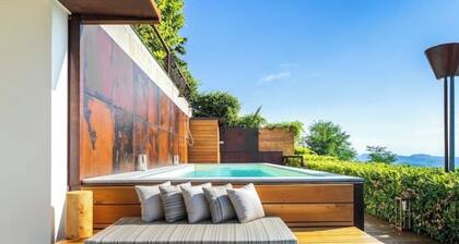 House on the Langhe - Luxury private Pool, Sauna and Jacuzzi