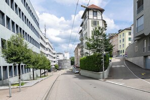 Miscellaneous - Studio Waaghaus with Parking lot and Balcony (St. Gallen)
