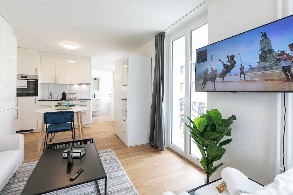 Fernseher, Arbeitsbereiche