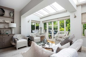 하우스 | 4 개의 침실, 인터넷