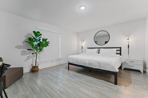 3 bedrooms, iron/ironing board, travel cot, free WiFi