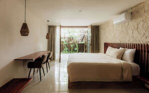 10 bedrooms, iron/ironing board, travel crib, WiFi