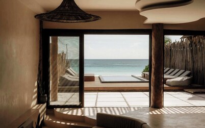 Villa Privada | Fully-Staffed Beachfront Getaway