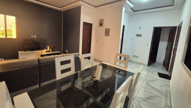 Dining - COSY apartment in Abidjan (Abidjan)