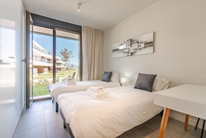 2 chambres, fer et planche à repasser, Wi-Fi gratuit, draps fournis