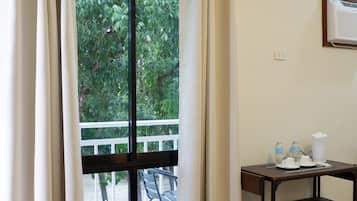 Standard Double or Twin Room | Desk, iron/ironing board, free WiFi