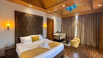 Premium bedding, memory foam beds, minibar, in-room safe