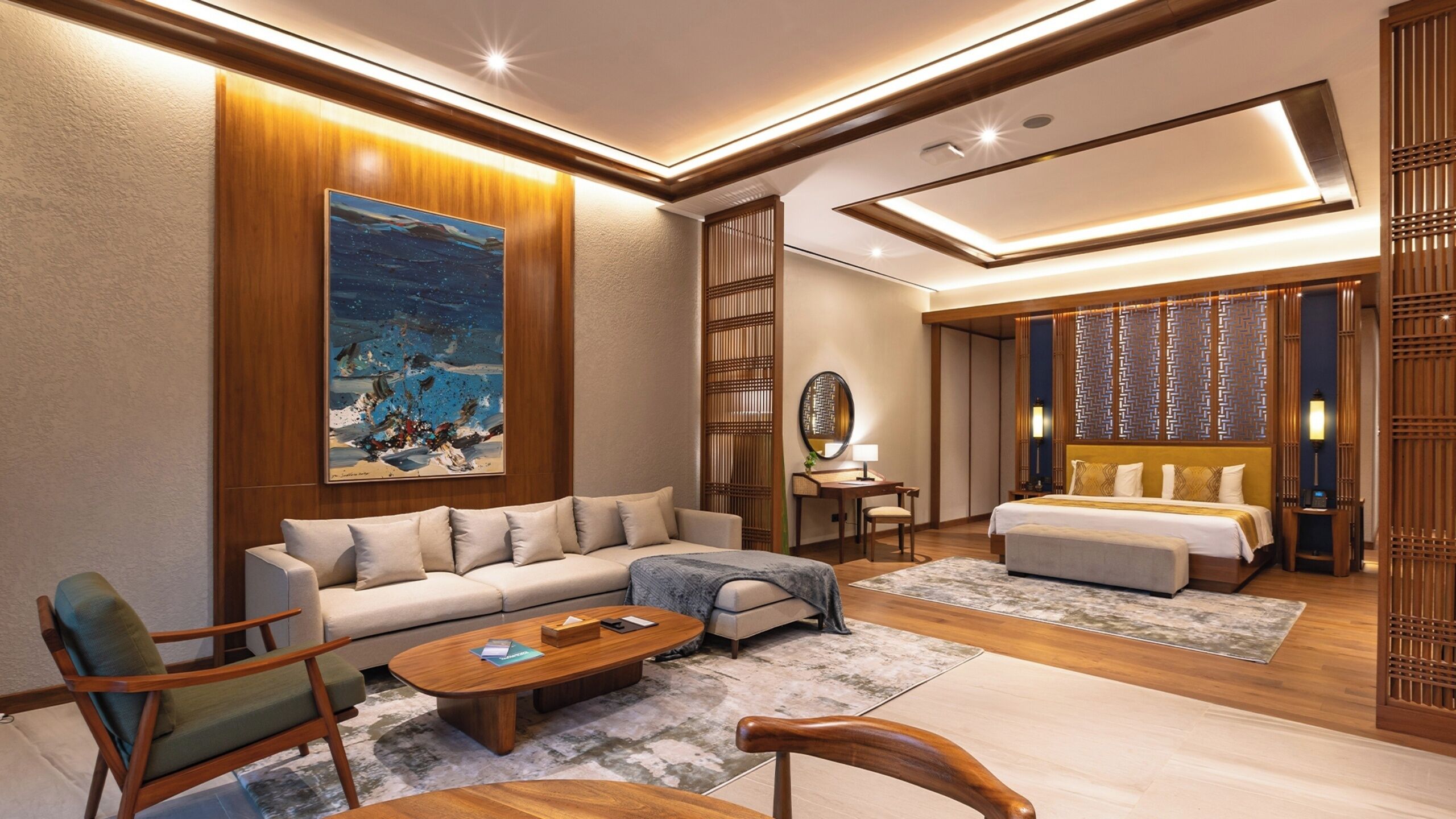 In-room safe, desk, laptop workspace, free WiFi