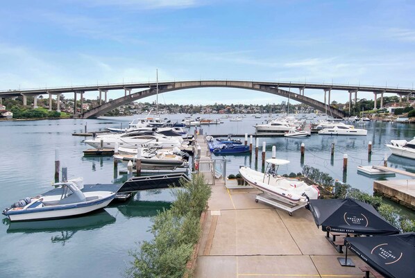 Unclassified image, 1 of 75, button