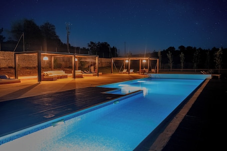 Seasonal outdoor pool