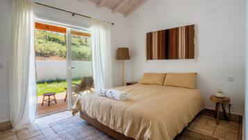 Chambre Double Supérieure, vue jardin | Chambres insonorisées, Wi-Fi gratuit