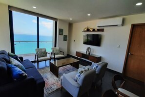 TV, video games, books, stereo - Boca de Cielo Beachfront apartment with incredible sunsets, dream view (Mazatlán)