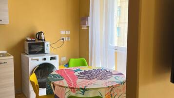 Appartamento | Con arredamento individuale, insonorizzazione, ferro/asse da stiro
