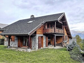 Esterni