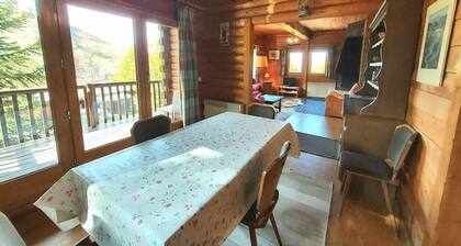 Spacious chalet - 3 bedrooms, slope view, private garage