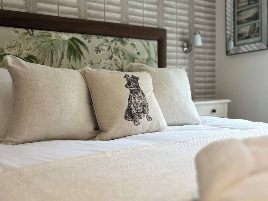 Comfortable Room | Free WiFi, bed sheets