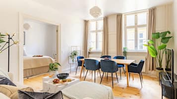 Apartamento, 3 habitaciones | Sala de estar
