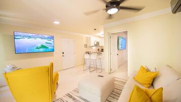 Apartment, 1 Bedroom, Balcony, Garden View | Room amenity