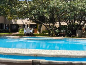 Zimmer, 1 Schlafzimmer, Raucher, Balkon | Pool