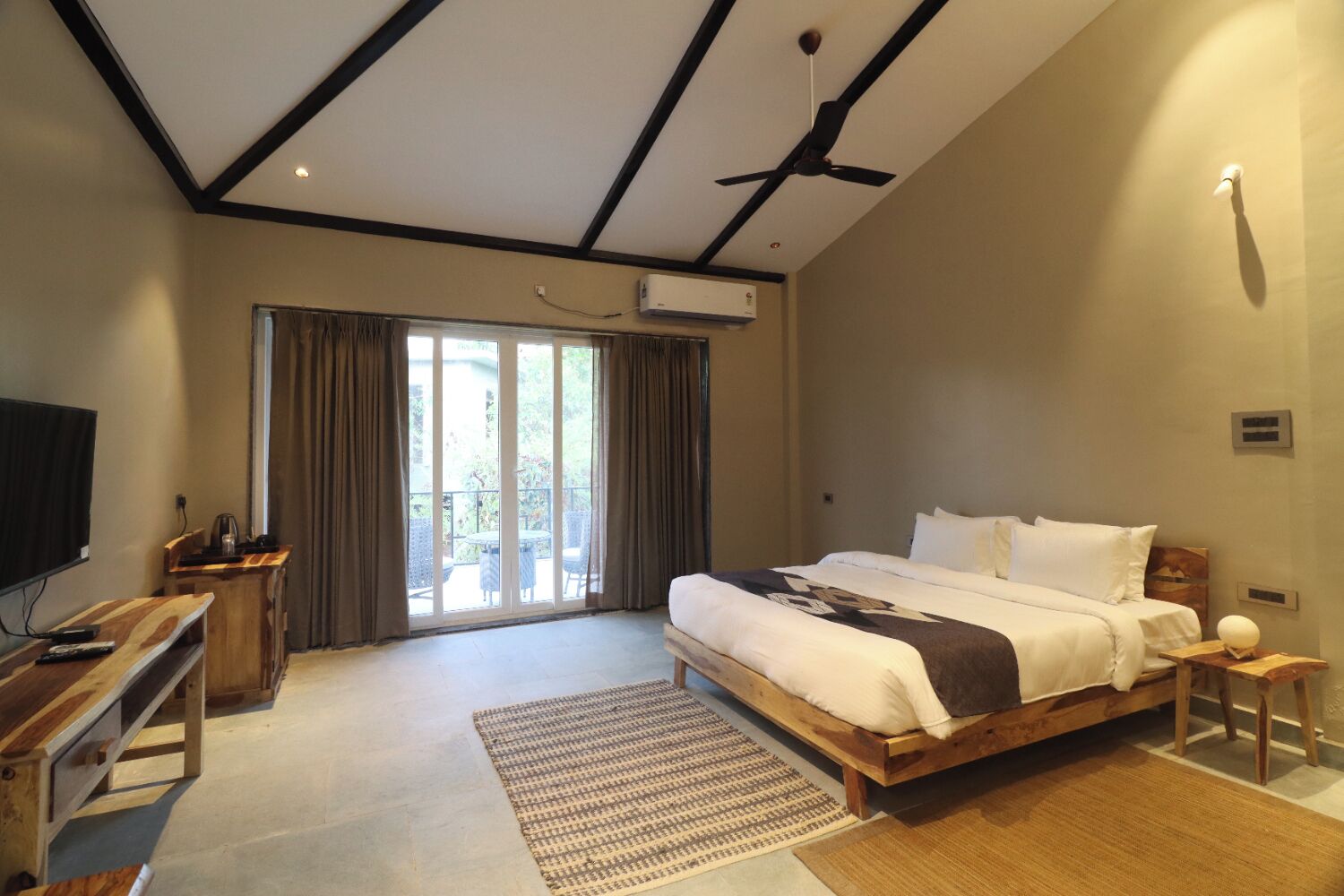 Kamar Keluarga | Brankas dan didekorasi berbeda-beda