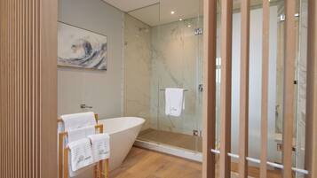 Appartement, 2 chambres, accessible aux personnes à mobilité réduite, balcon | Salle de bain