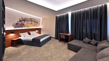 Chambre Triple Familiale | Literie de qualité supérieure, matelas mémoire de forme