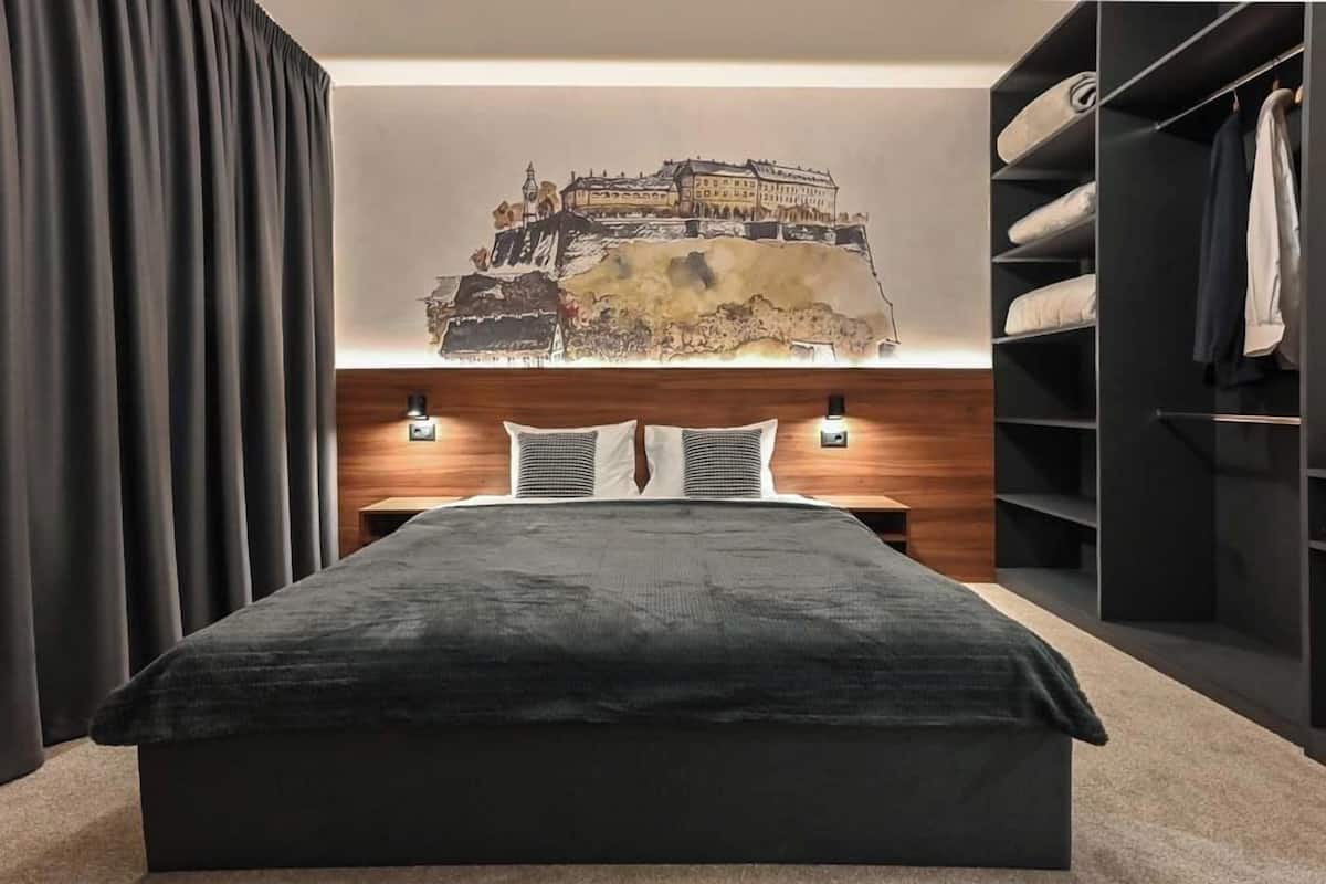 Habitación doble estándar | Ropa de cama de alta calidad y camas con efecto memoria