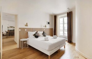3 bedrooms, iron/ironing board, travel crib, WiFi
