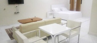 Chez Mamanta StLouis apt 2 rooms Furnished For Business or Private Stays