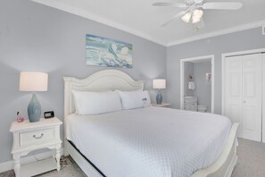 2 chambres, fer et planche Ă repasser, Wi-Fi gratuit, draps fournis