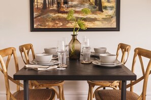 Dining - Robins Nest, The Old Bank House (Ambleside)
