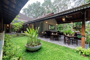 Dining room - Mansao Curtorim- CGH Earth SAHA  (Curtorim)