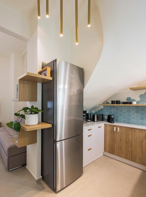 Maison, vue sur la ville | Cuisine privée | Cafétière à espresso, cafetière-théière, bouilloire électrique